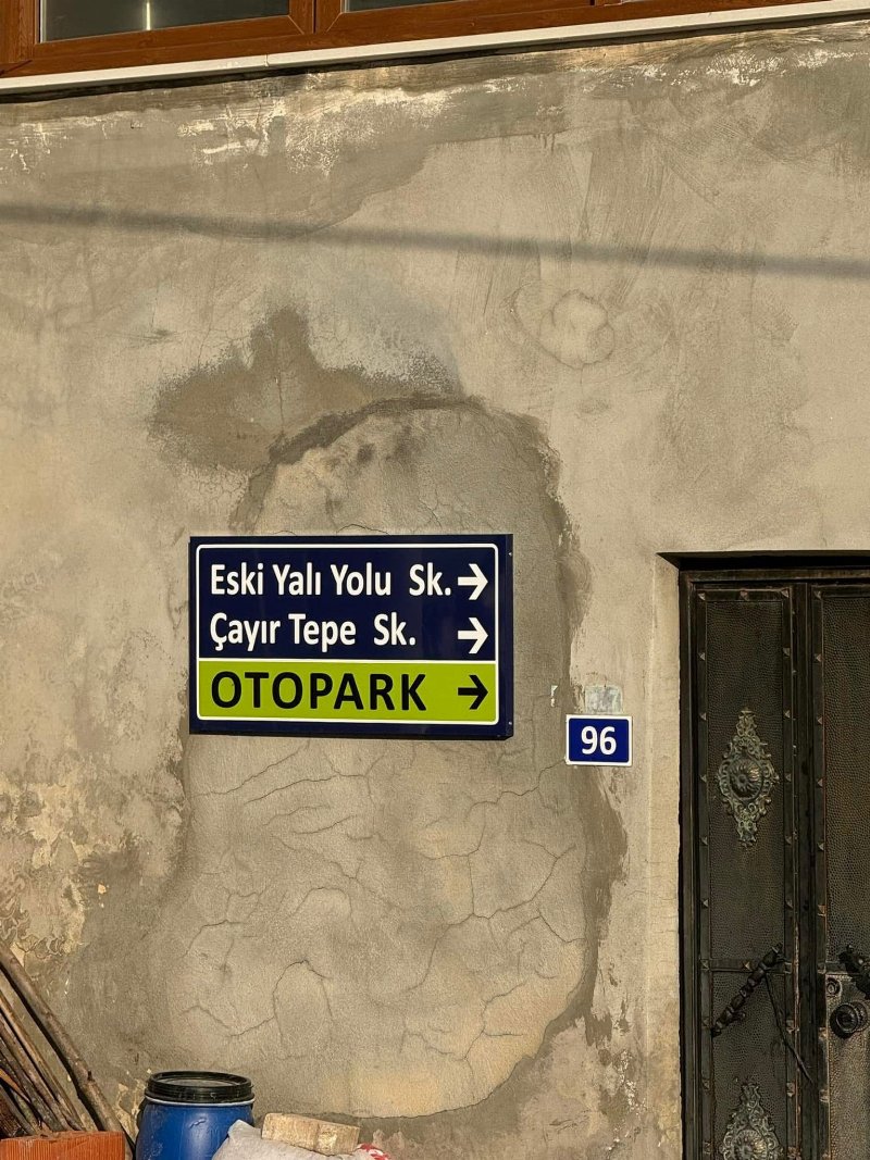 Yön tabelalarının konulması