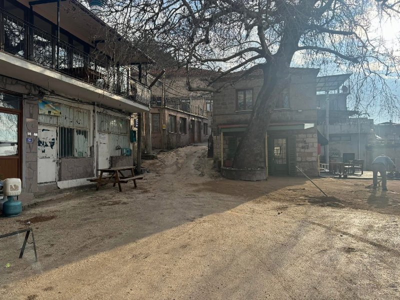Eski meydan taşlarının yenilenmesi
