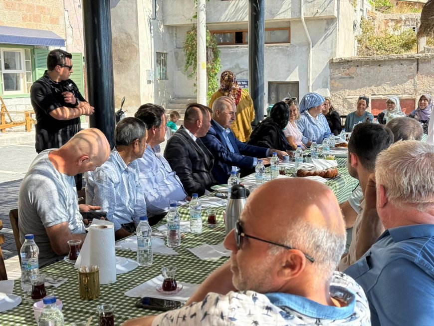 Meclis Başkanı Numan Kurtulmuş'tan Kayalar Köyü'ne Ziyaret